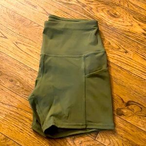 Oalka running shorts